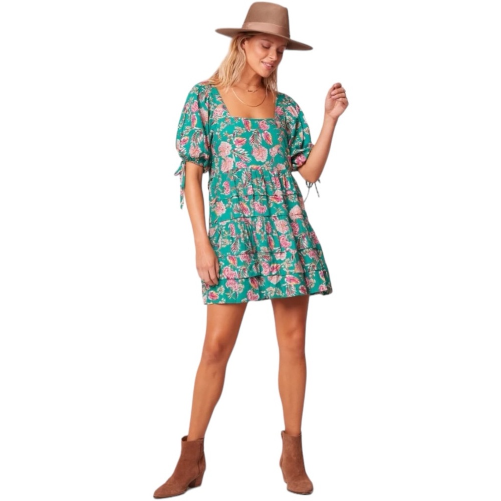 B.O.G. Collective Women's Medium Forest Dress Square Neckline Half Sleeve Floral